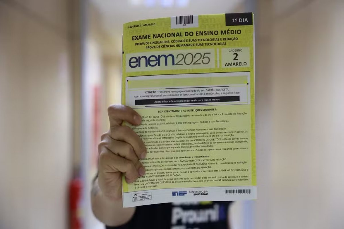 Alunos que concluíram o ensino médio pela nota do enem não conseguem emitir certificado
