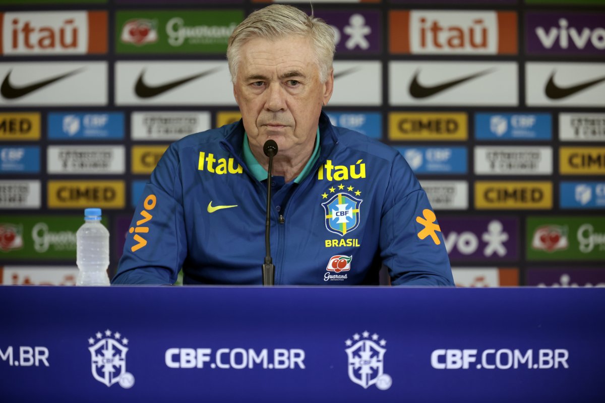 Marca de cerveja anuncia presença de Ancelotti no carnaval de Salvador; veja detalhes