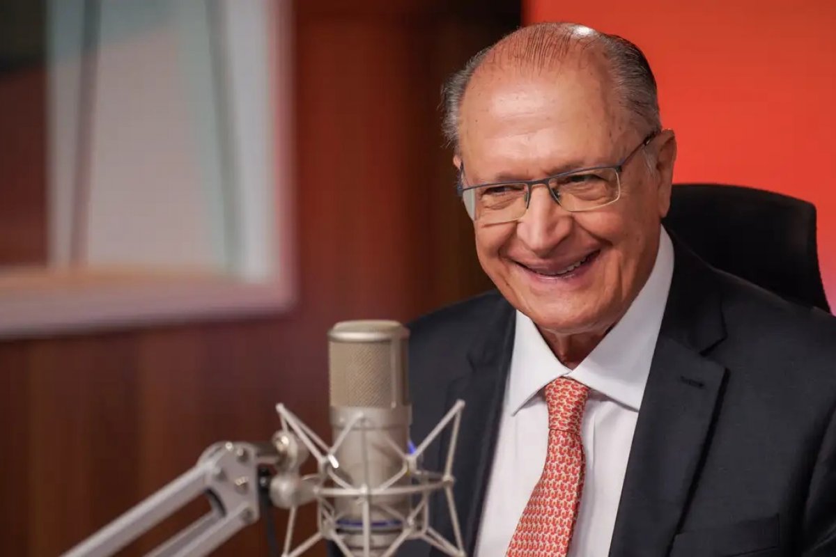 Alckmin liga para vice-presidente da China e cobra revisão de taxas sobre carne brasileira