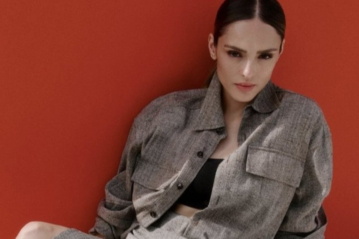 Isabelle Drummond abre a temporada de Inverno da Arezzo!