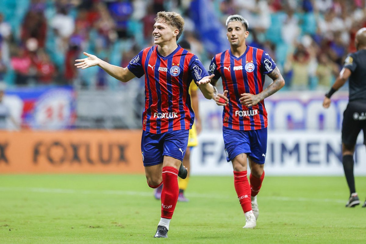 Vídeo: Bahia vence Porto na Fonte Nova e se classifica antecipadamente para semis do Baiano
