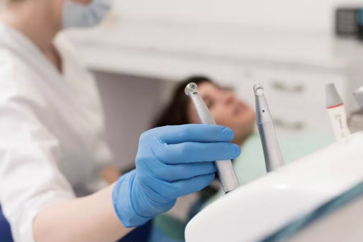 Universidade oferece atendimentos odontológicos gratuitos em Salvador
