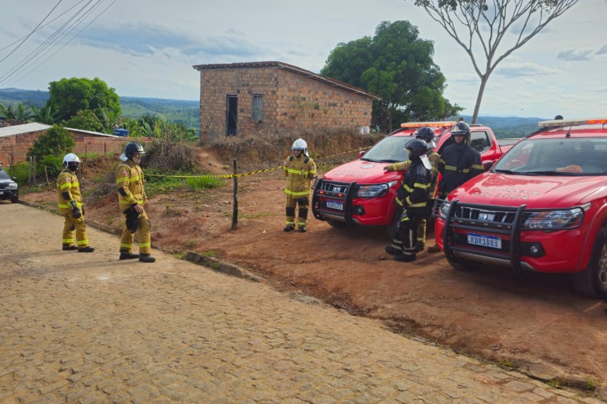 Uma pessoa morre durante explosão de fábrica clandestina de fogos no Recôncavo da Bahia