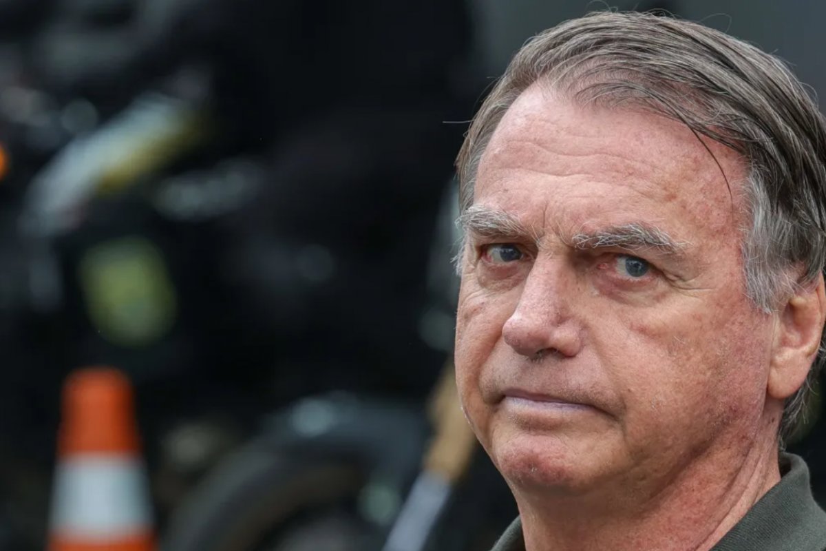 Como funciona a ação no STM que pode expulsar Bolsonaro e outros militares das Forças Armadas
