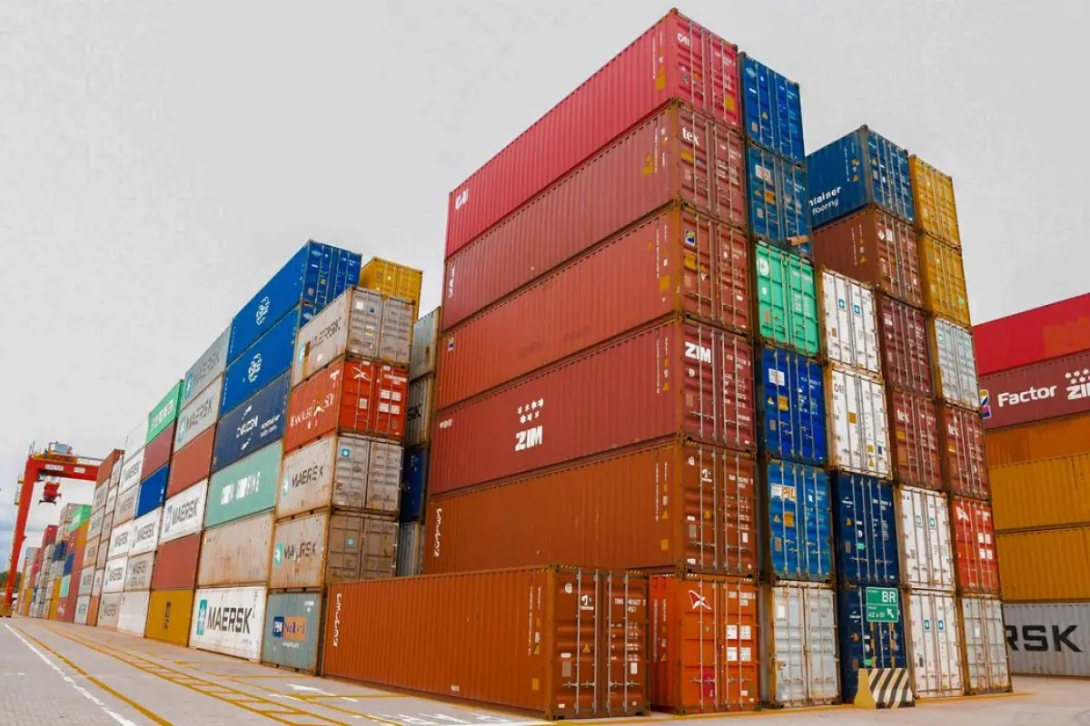 Exportações aos EUA caem 25,5% em janeiro, mas vendas à China sobem