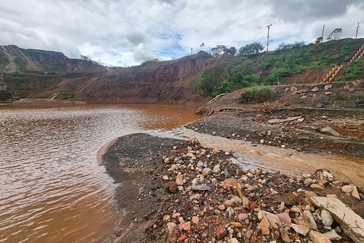Após rompimento de estrutura, Justiça determina paralisação das operações da Vale no Complexo Minerário de Fábrica, em Minas Gerais 