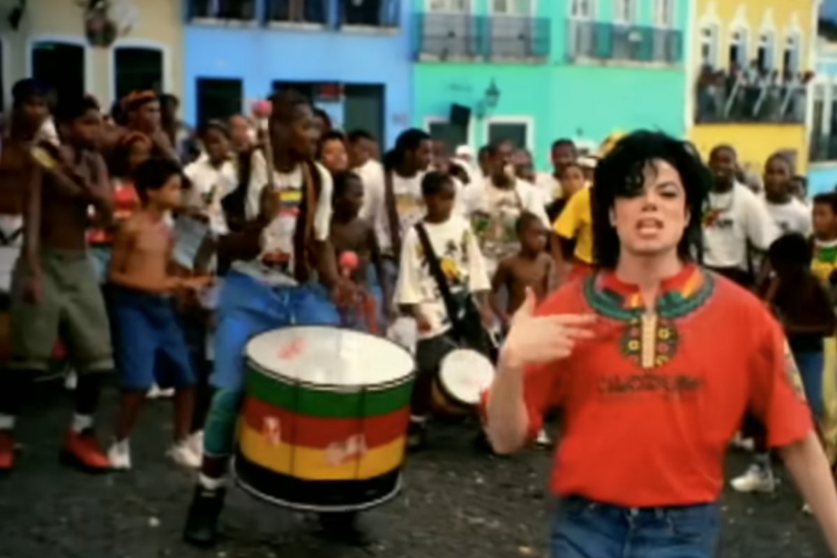 Há 30 anos atrás, Michael Jackson gravava clipe no Pelourinho