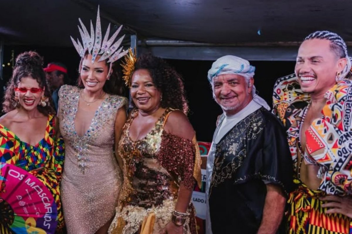 Margareth Menezes volta com o bloco Os Mascarados para o Carnaval de Salvador após dois anos