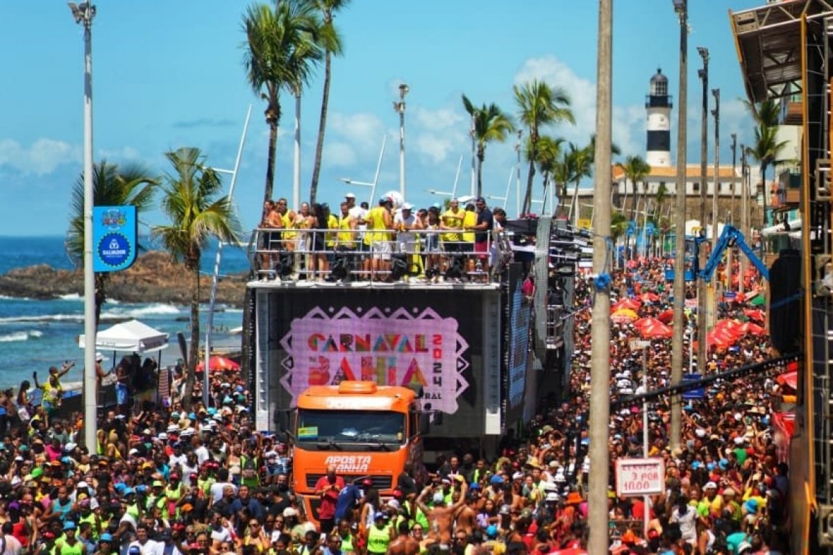 Chuva pode atrapalhar a folia: saiba como fica o tempo durante o Carnaval