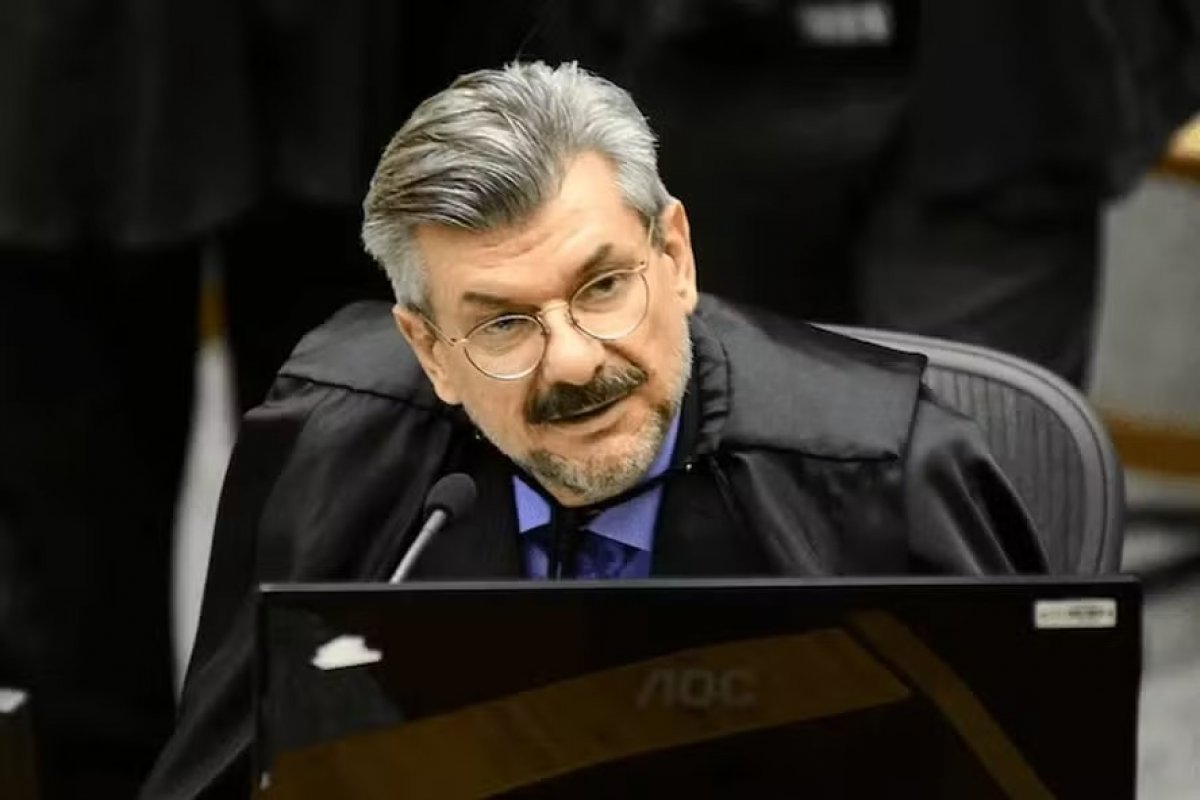 Caso Marco Buzzi: subprocurador pede suspensão de salário de ministro afastado do STJ