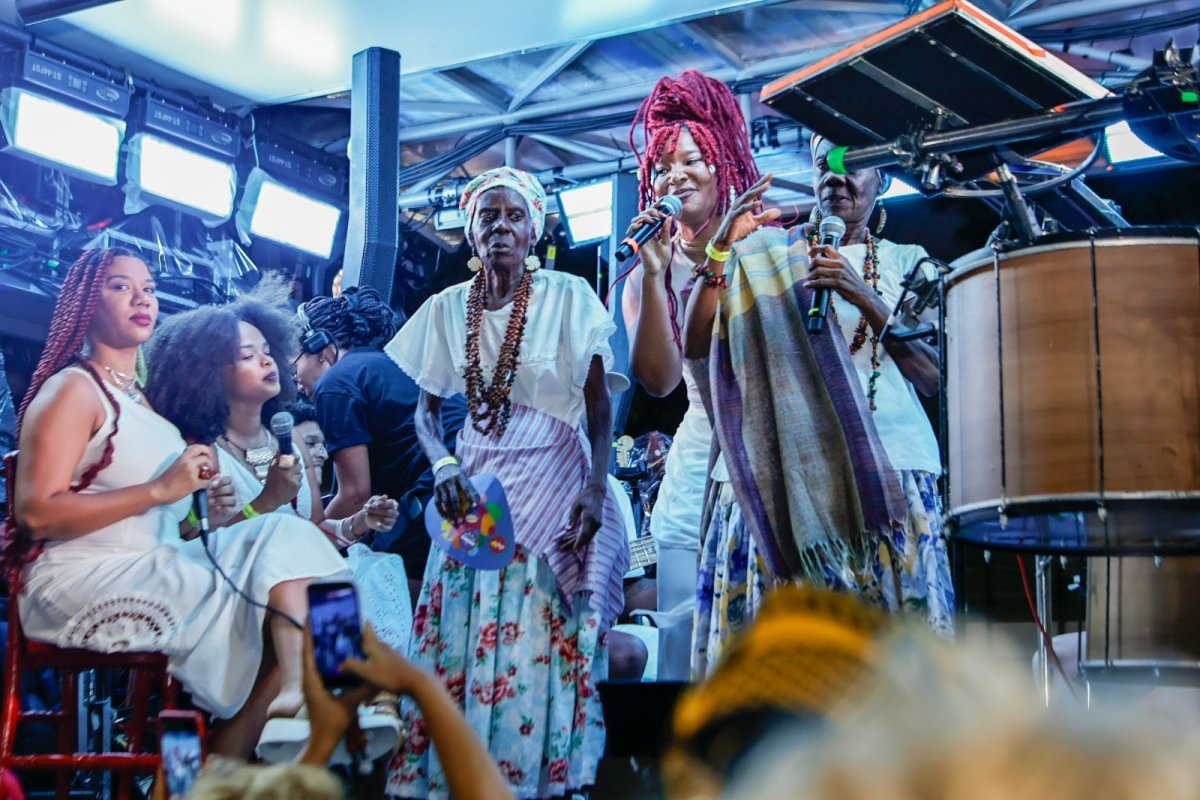 Carnaval de Salvador: confira a programação e ordem dos trios nos principais circuitos neste sábado (14)