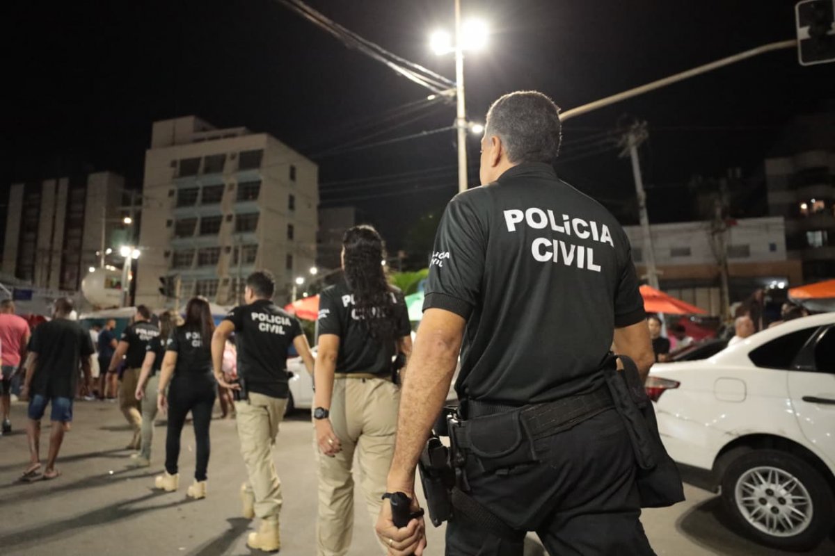 Mandado de prisão preventivo contra suspeita de furto é cumprido durante o Carnaval de Salvador