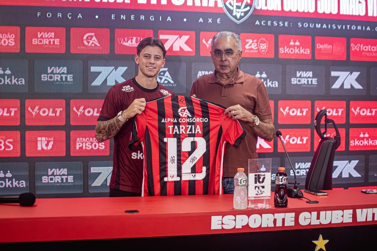 Diego Tarzia é apresentado no Barradão e projeta sequência no Vitória