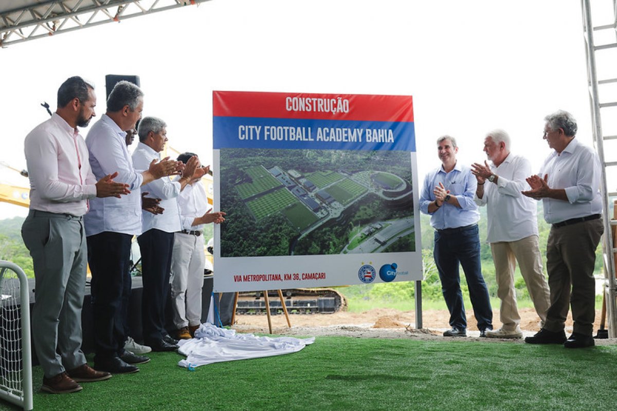 Bahia lança pedra fundamental do CFA Bahia e começa obras para construção do novo CT 