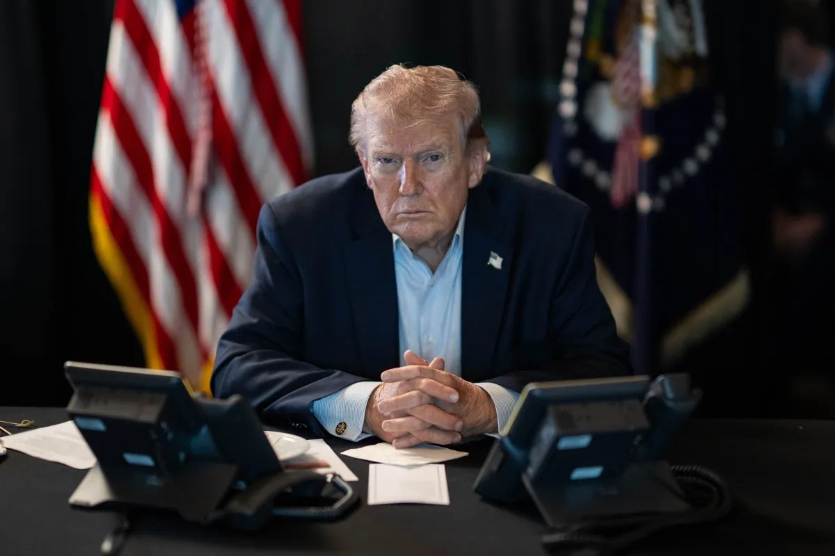 Trump admite falta de armamento de qualidade, mas diz que EUA conta com 'suprimentos ilimitados'