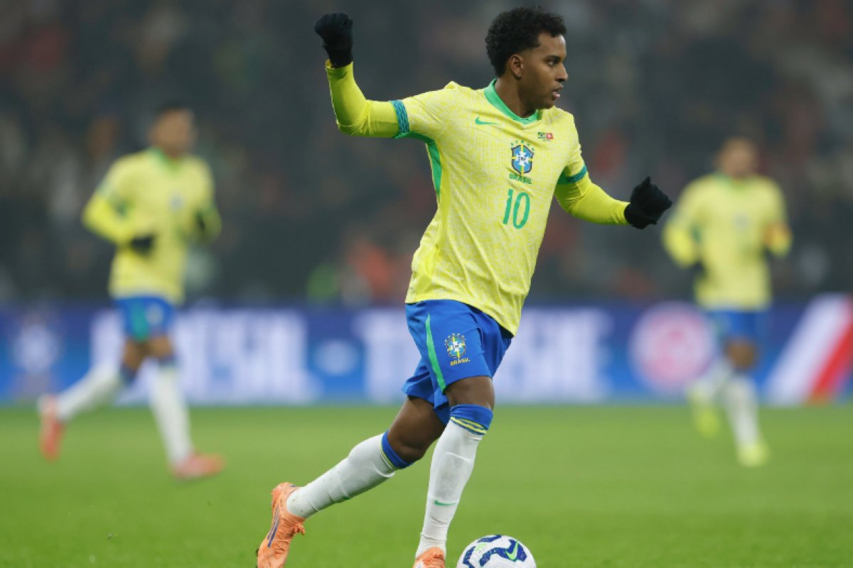 Rodrygo sofre lesão grave e está fora da Copa do mundo
