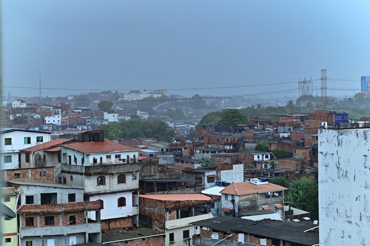 Salvador entra em nível de atenção devido ao acumulado de fortes chuvas 