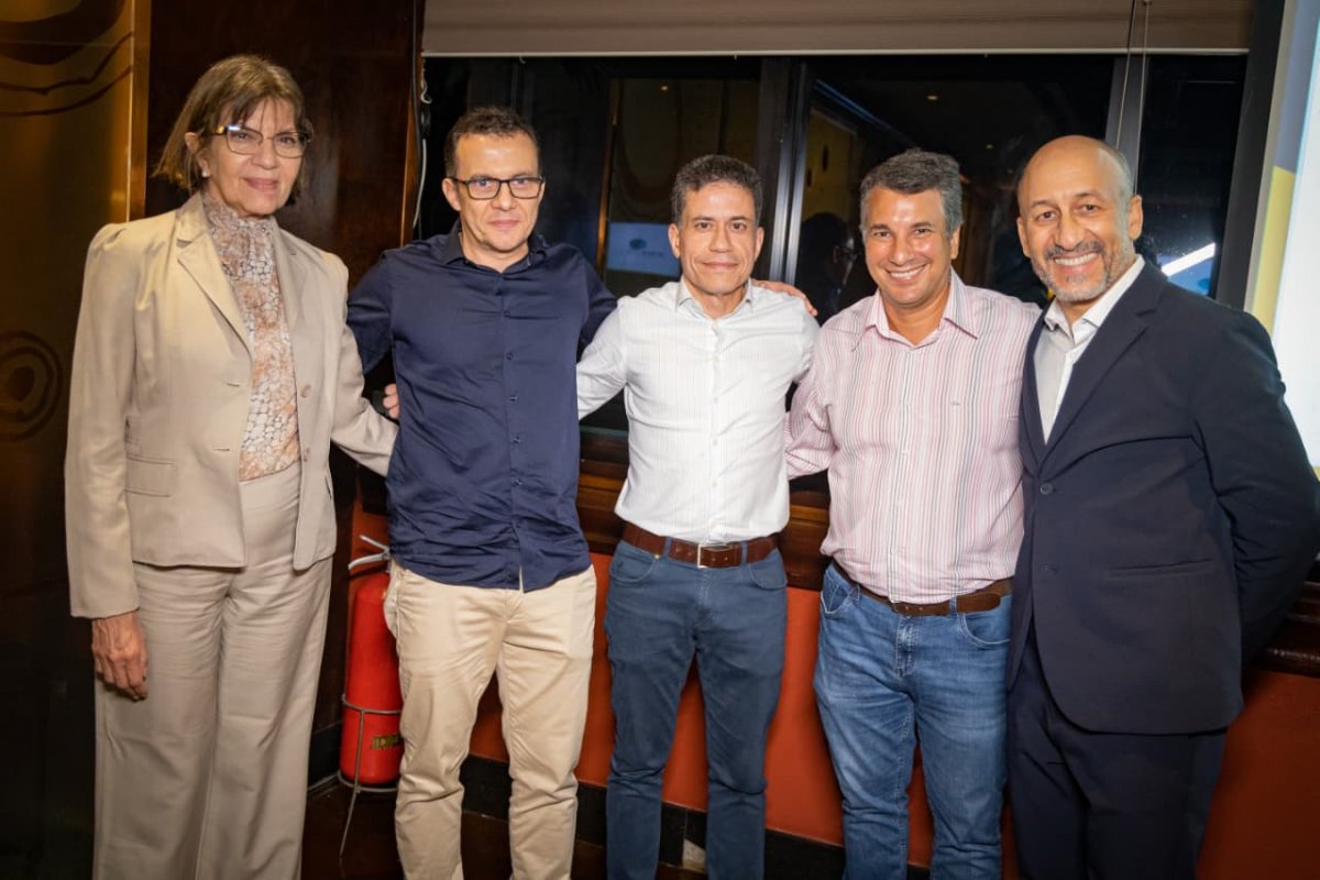 Sócios da CICV se reúnem com parceiros em jantar no Barbacoa para planejamento estratégico de 2026*  _Jantar “Momento CICV”! 