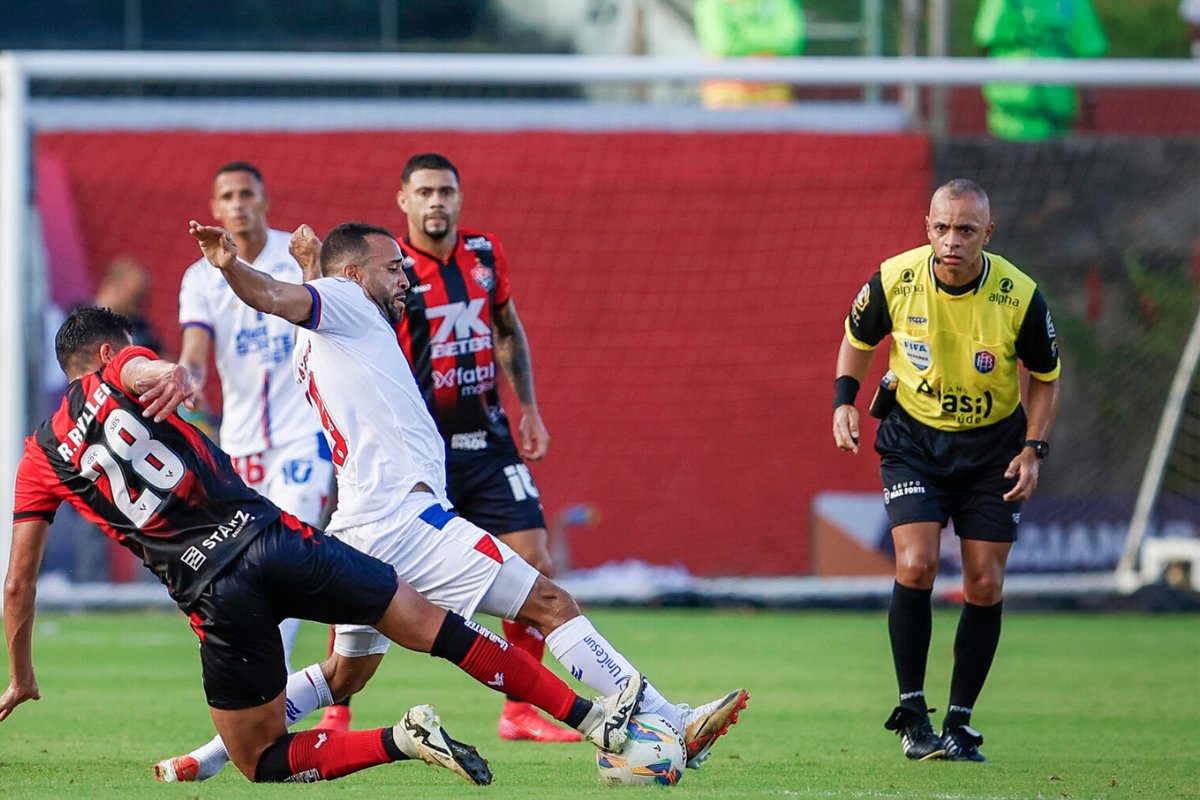 Árbitro de Goiás apita final do Baiano entre Bahia e Vitória