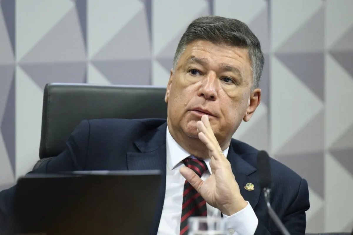 Presidente da CPMI do INSS solicitará ao STF depoimento de Vorcaro 