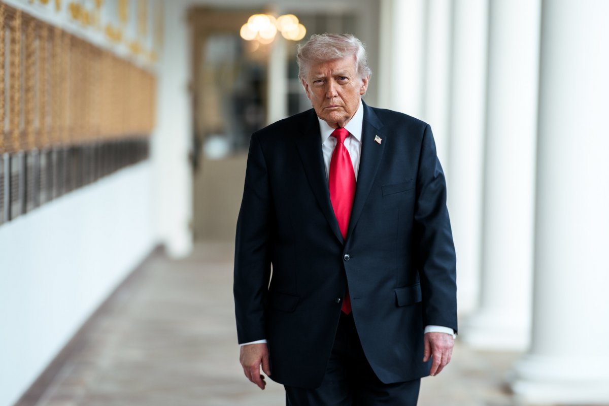 Trump diz que, sem a aprovação dele, próximo líder do Irã não “durará muito”