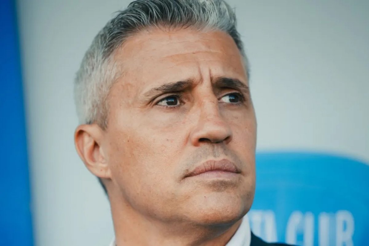 São Paulo anuncia demissão de Hernán Crespo 