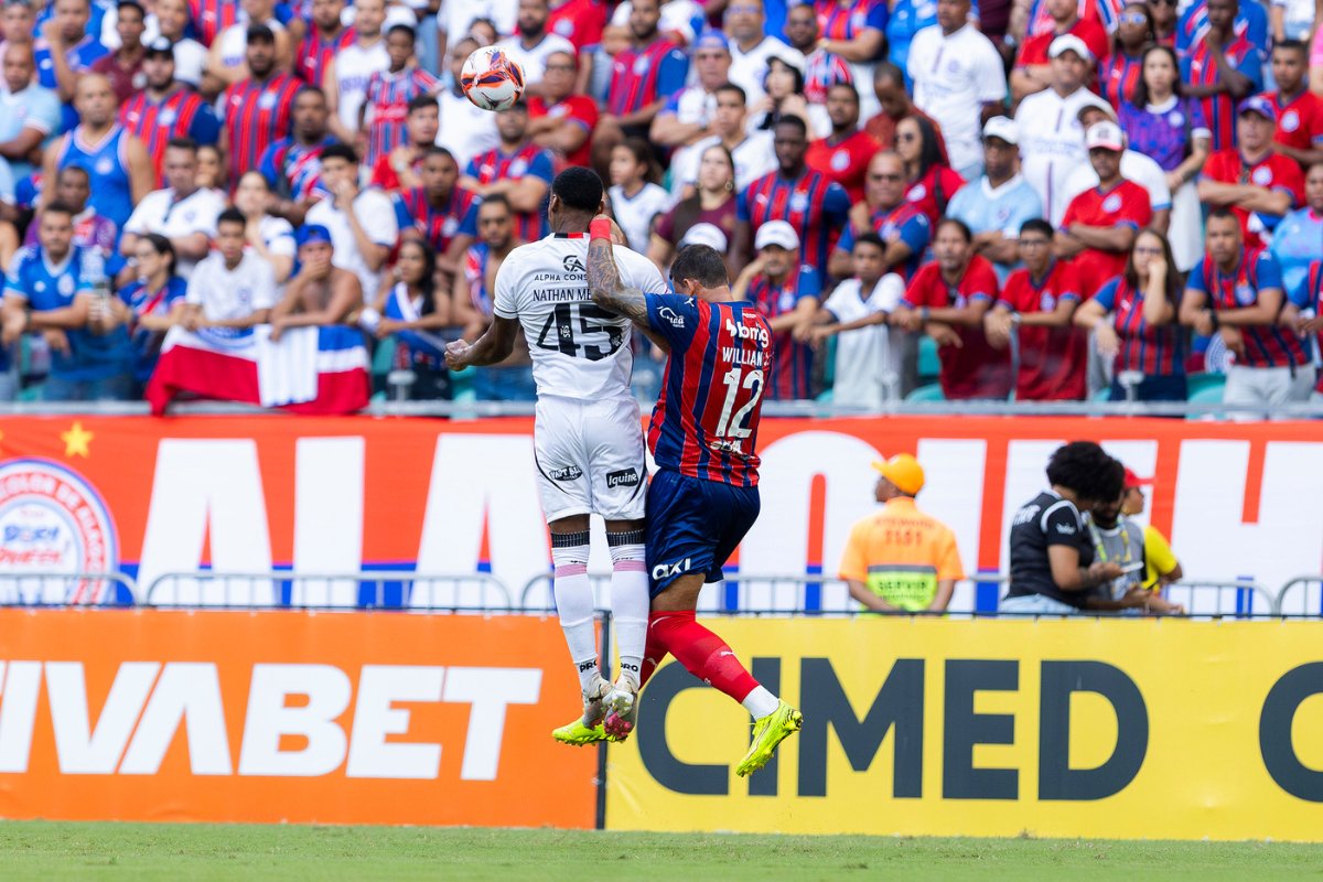 Um mês depois, Bahia e Vitória voltam ao Brasileirão para clássico na Fonte Nova; relembre situação da dupla