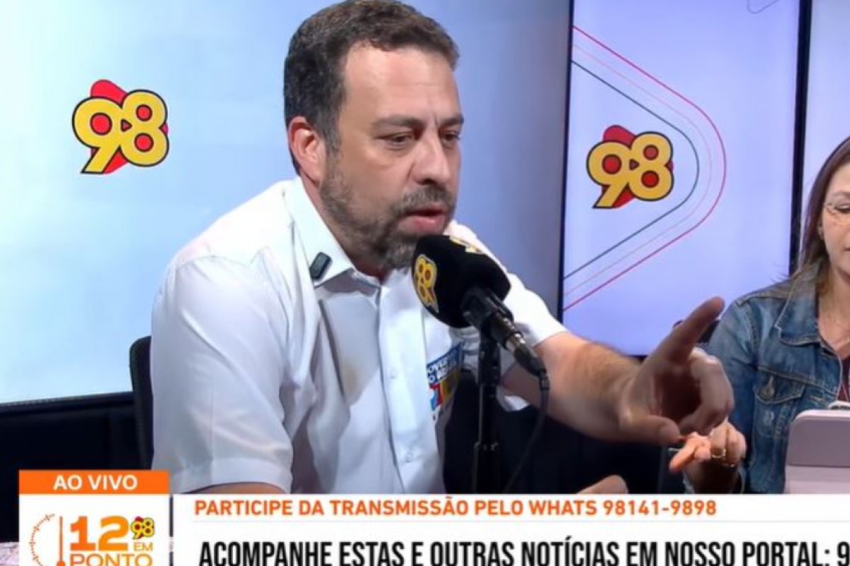 Vídeo: Boulos é desmentido ao vivo por jornalistas durante entrevista em rádio no RN