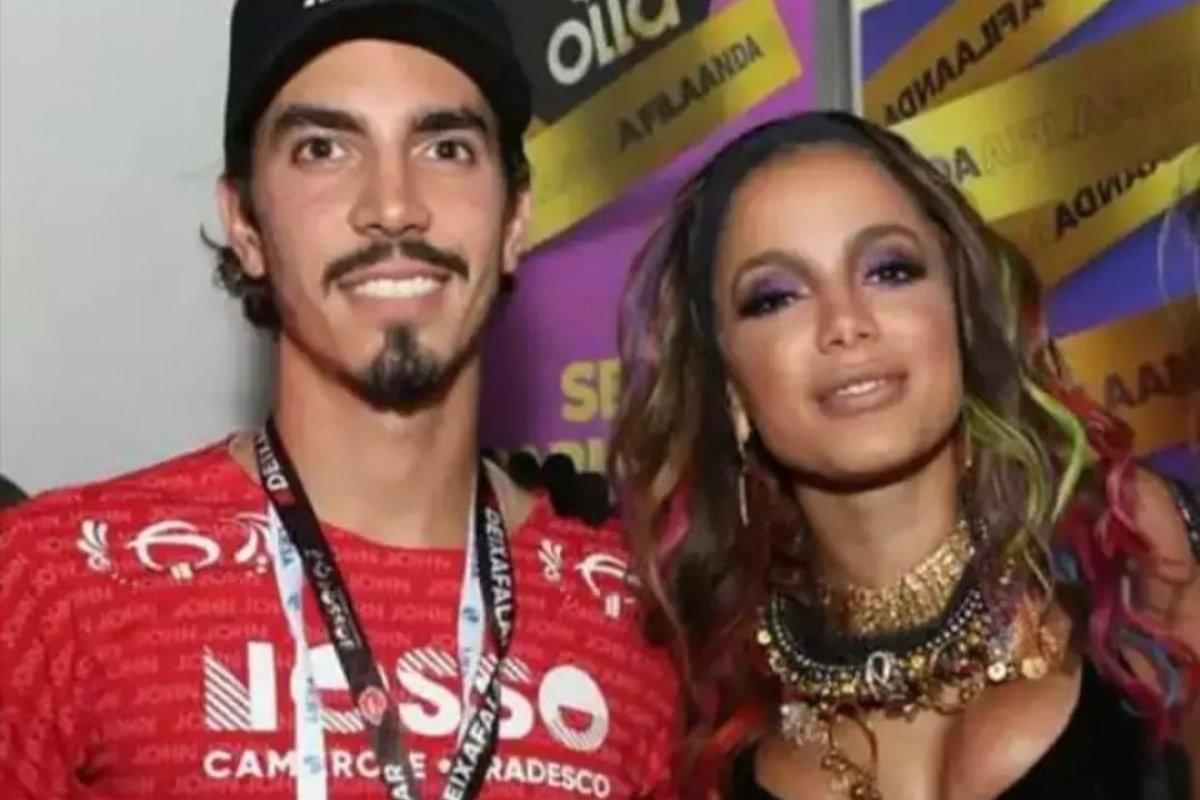 Anitta curte férias nas Maldivas com o filho de Anísio Abrahão, presidente da Beija-flor