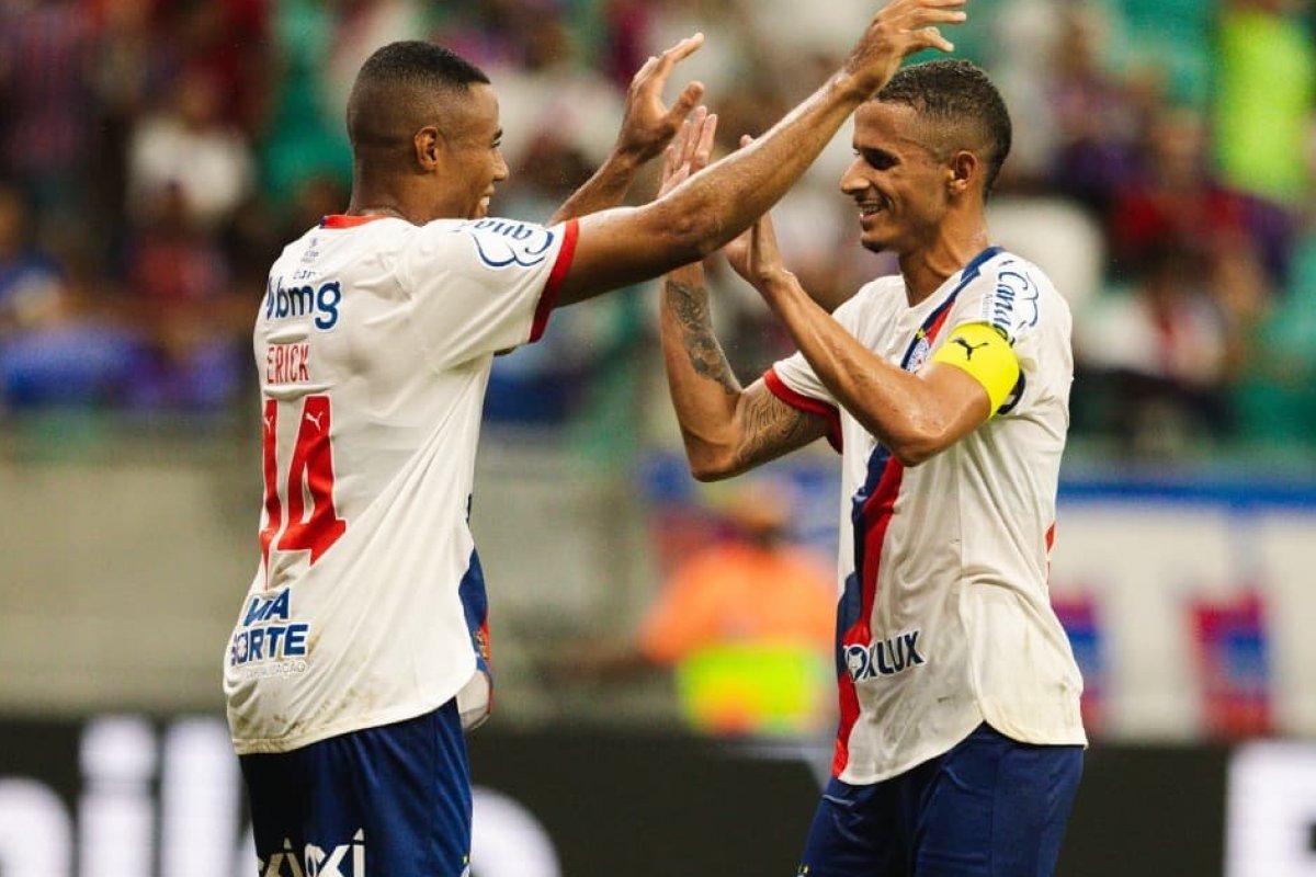 Vídeo: Bahia bate Bragantino na Fonte e segue invicto no Brasileirão; confira os gols