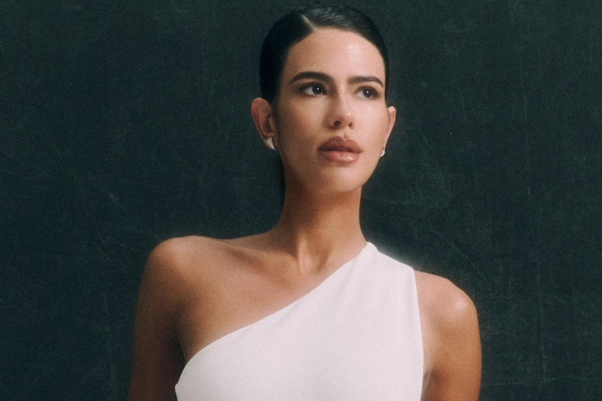 Anttónia aposta em look de passarela da Bottega Veneta para o Tribute Gala do Golden Globes!