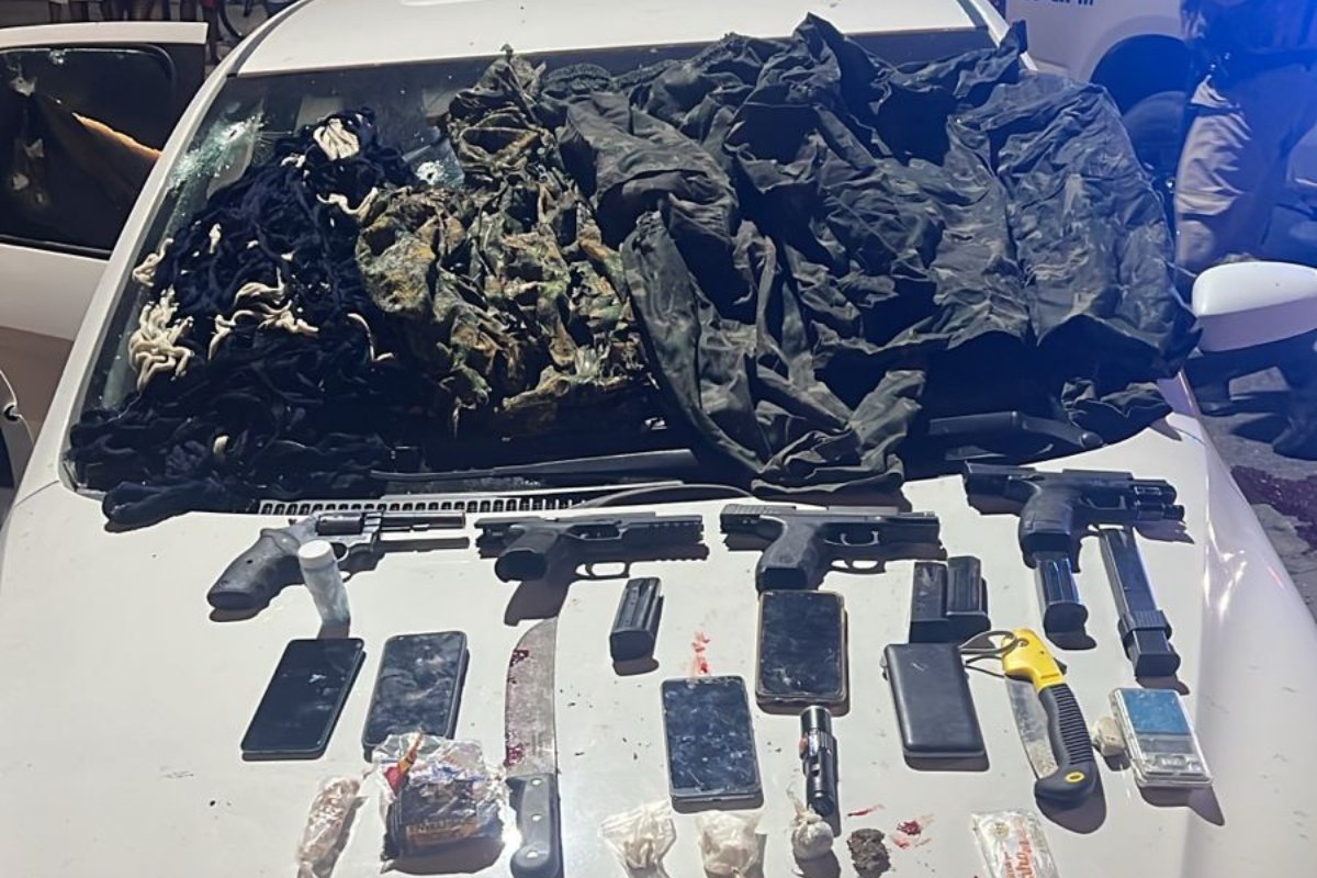 Quatro suspeitos são mortos em ação policial contra grupo criminoso no interior da Bahia 