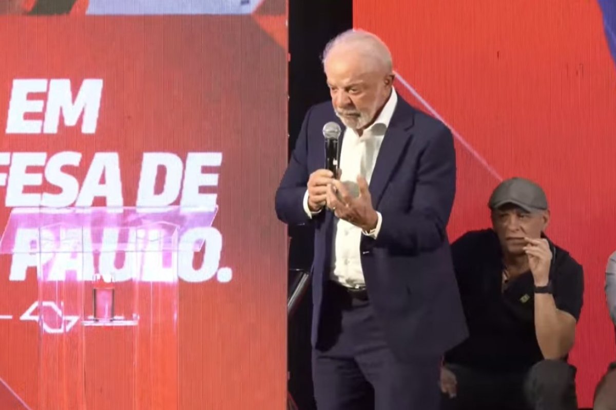 Vídeo: Lula assume possível candidatura de Alckmin ao Senado