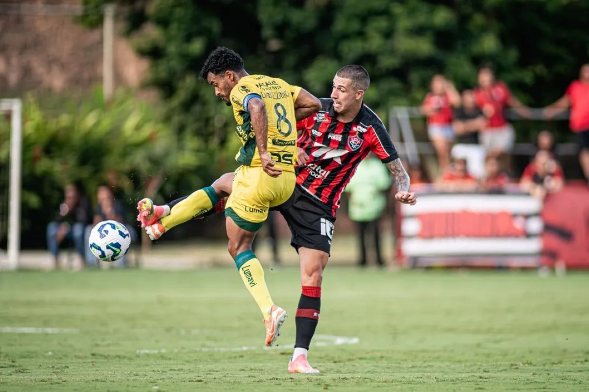 Vitória recebe Mirassol em busca de subir na tabela do Brasileirão