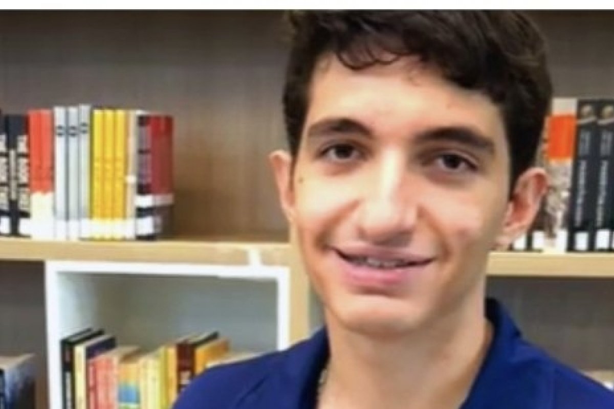 Estudante baiano é medalha de ouro na Olimpíada Brasileira de Física!