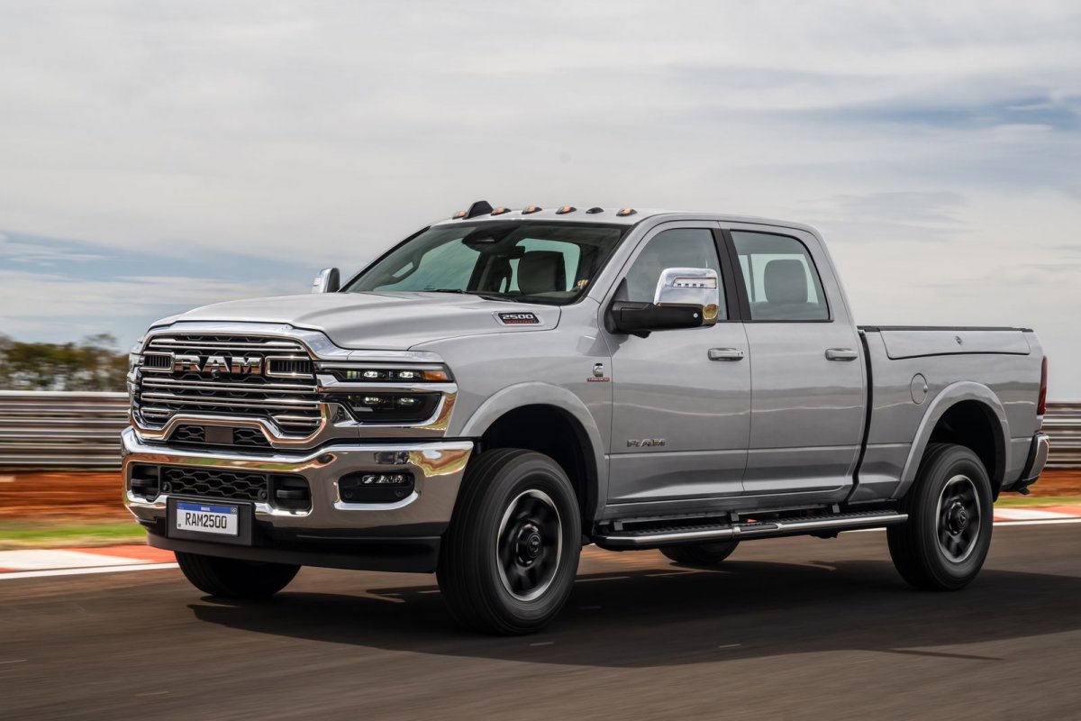 RAM 2500 e 3500 ganham novas cores e maior capacidade