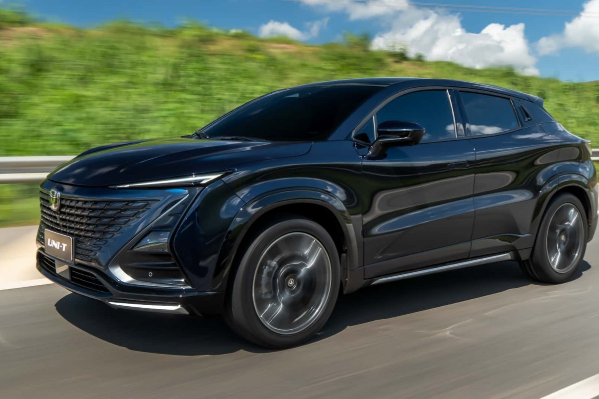 Teste com Changan Uni-T: motor, itens de série e consumo 