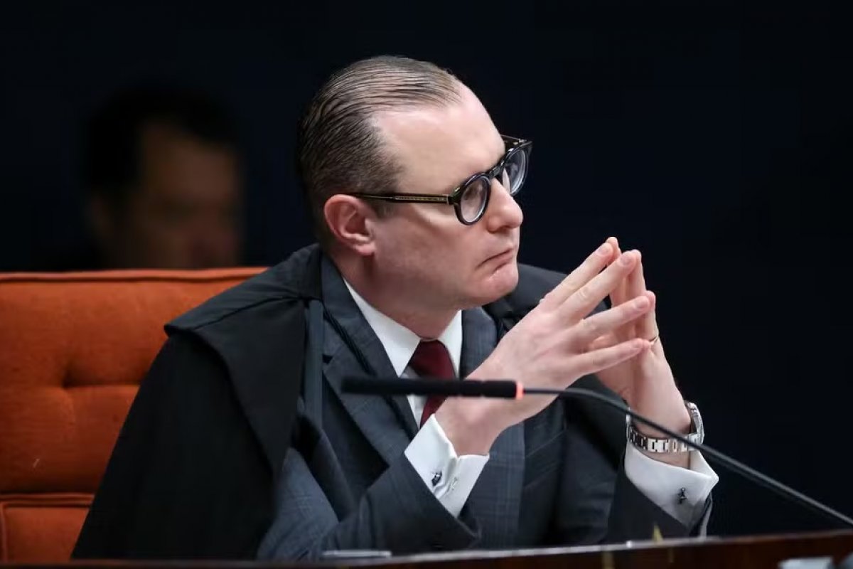 Zanin suspende eleição indireta no RJ e mantém presidente do TJ no comando do estado