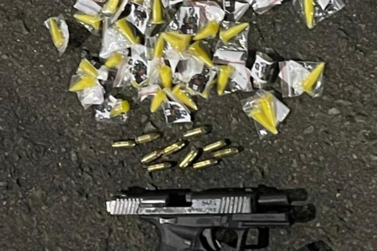 Ação policial termina com dois presos e drogas apreendidas em Salvador 