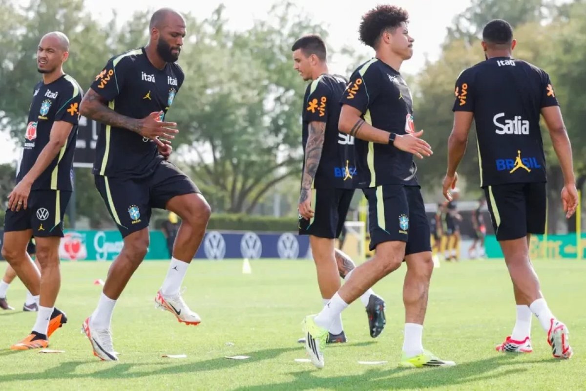 Ancelotti promove cinco mudanças em último treino da Seleção antes de enfrentar Croácia 
