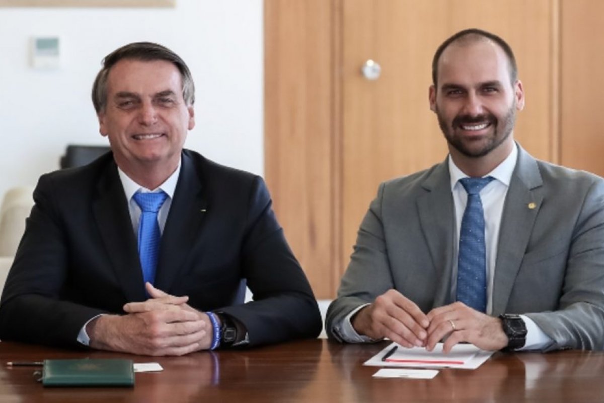 Defesa de Bolsonaro nega ter visto vídeo mencionado por Eduardo nos EUA 