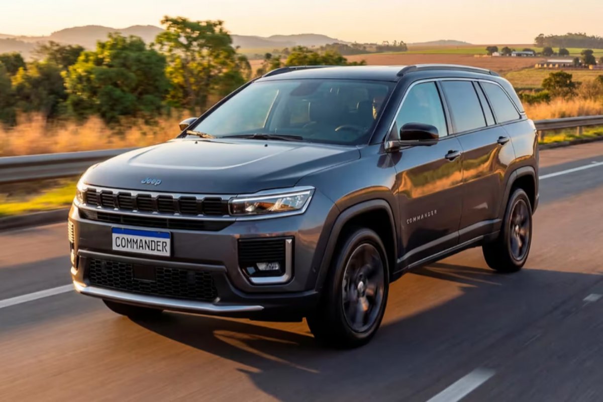 Jeep Commander ganha sistema híbrido leve 48V e fica mais em conta 