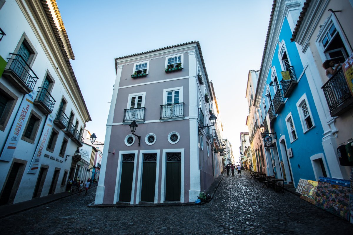 Turismo na Bahia cresce 6,65% em 2025 e fica acima da média nacional