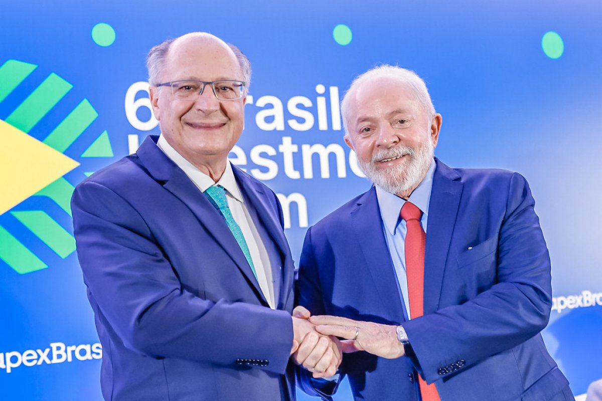 Lula confirma Geraldo Alckmin como vice-presidente da chapa para as eleições presidenciais de 2026
