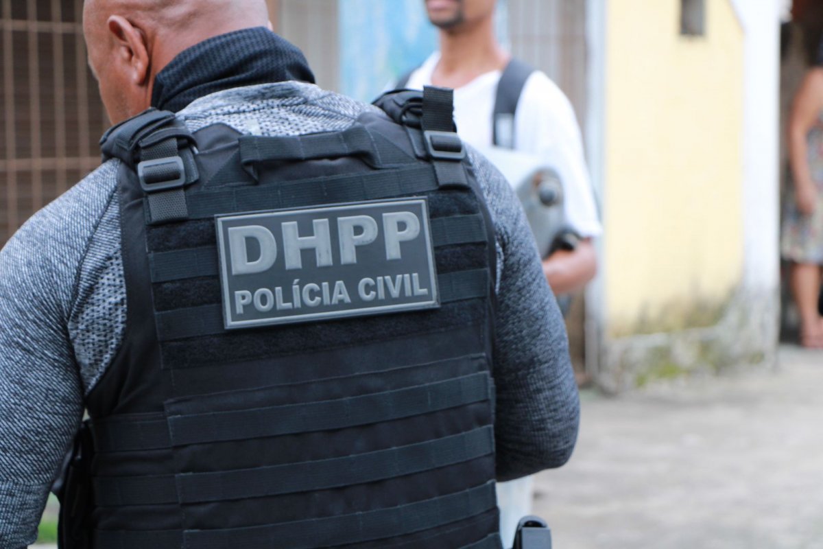 Corpo de homem é encontrado em vala na estrada do Derba, no bairro Valéria