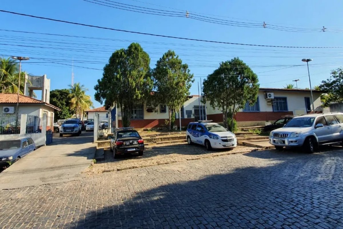 Jovem é preso suspeito de agredir avós idosos na Bahia