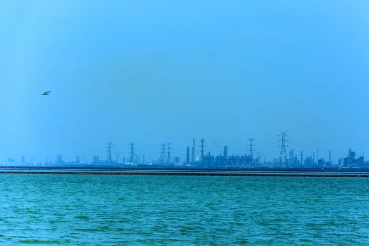 Ataque de Israel a petroquímicas no Irã deixa cinco mortos e 170 feridos