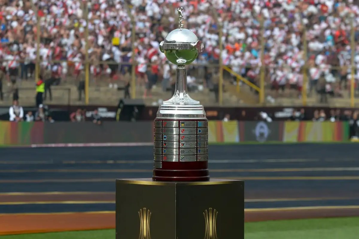 Copa Libertadores 2026 começa com seis brasileiros na disputa