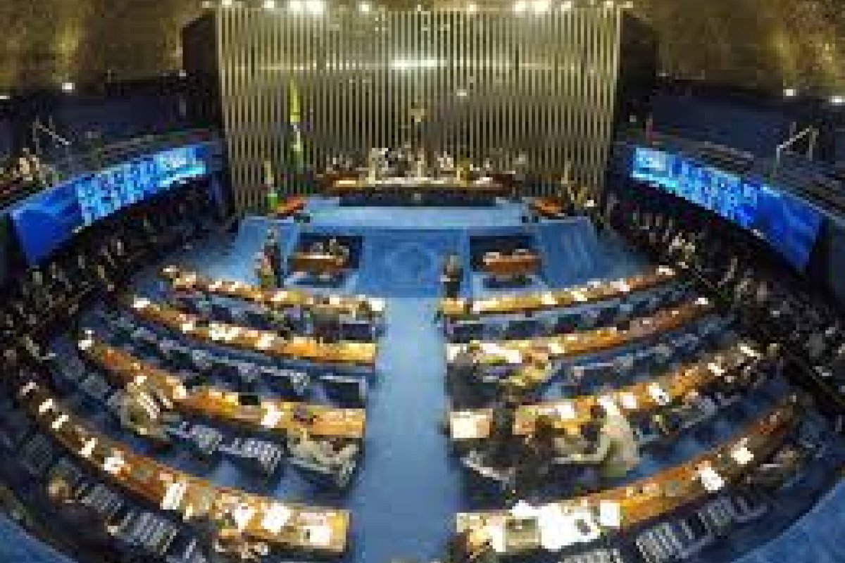 Computador do Senado era provedor de página de fake news