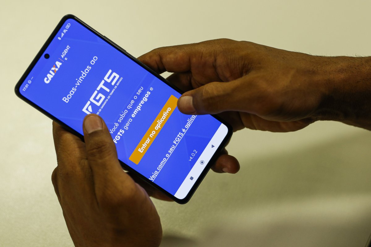 Governo considera utilização do FGTS para sanar dívidas em outro pacote 